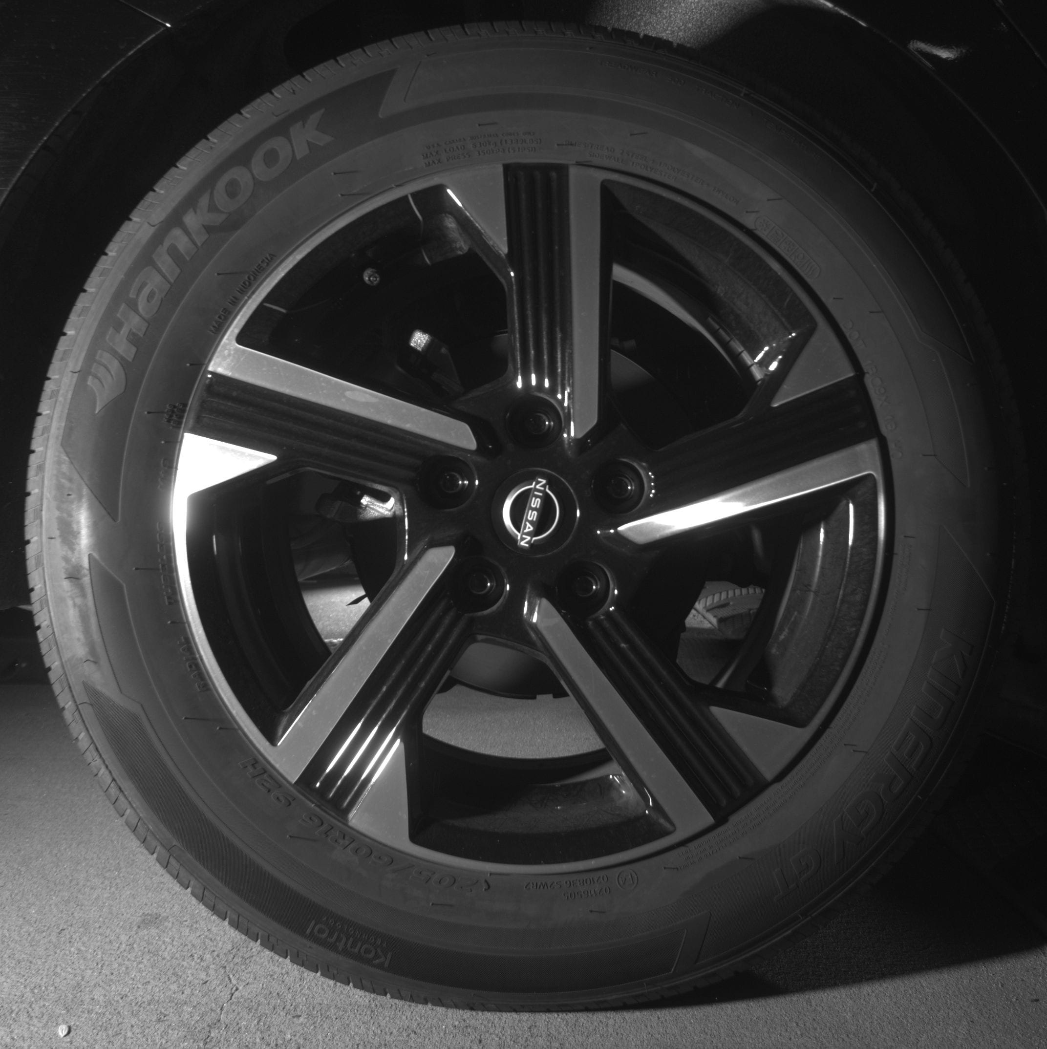 Thumbnail: 2025 Nissan Sentra - 12