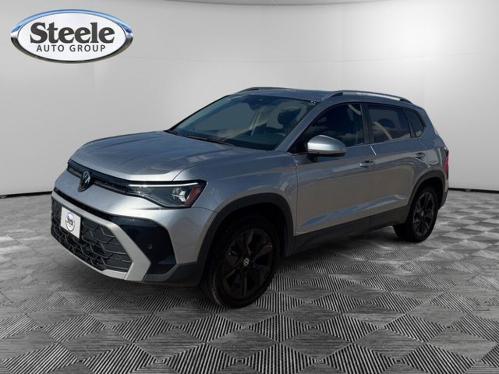New 2025 Volkswagen Taos 1.5T SE SUV