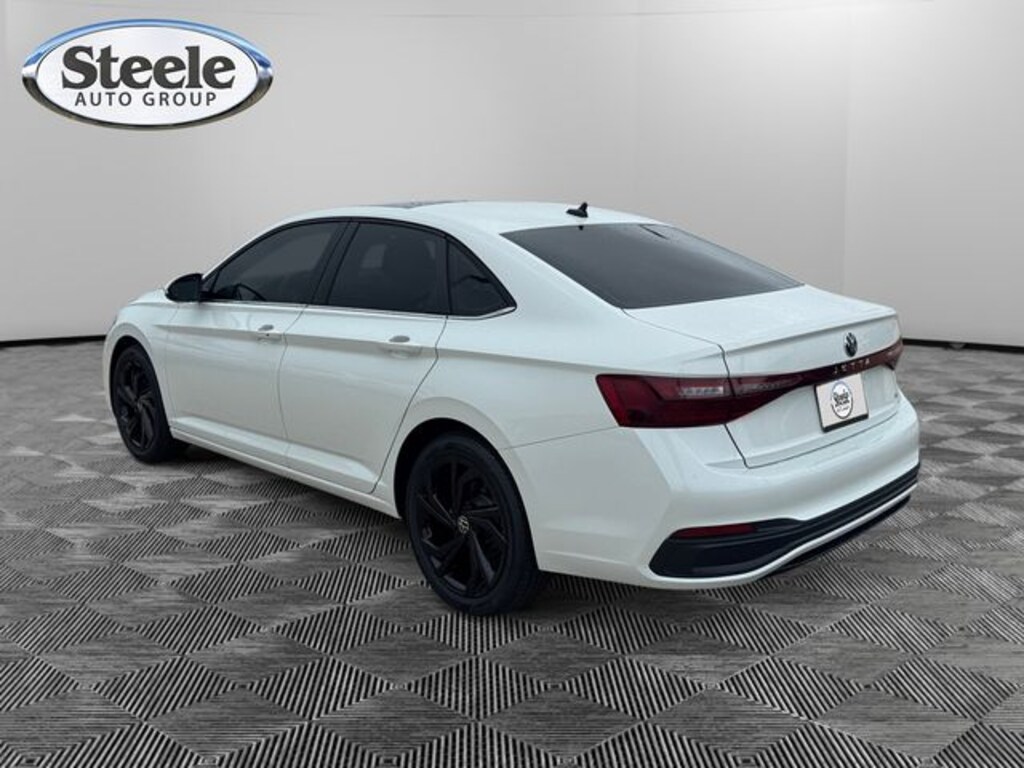 New 2026 Volkswagen Jetta 1.5T SE Sedan