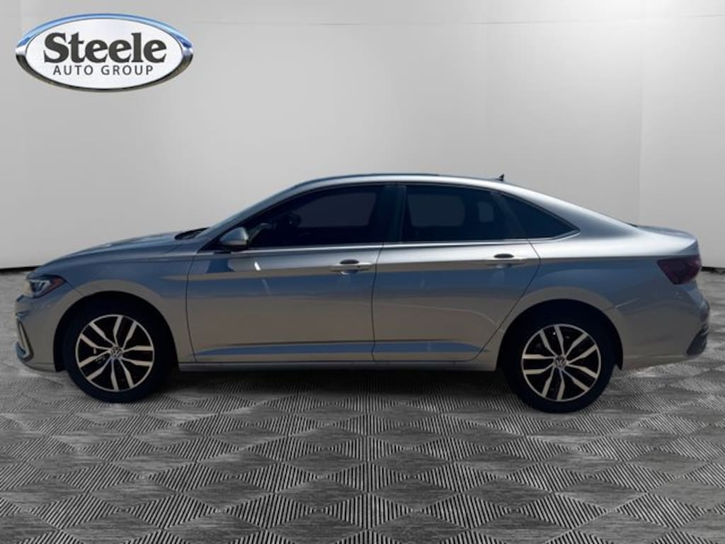 New 2026 Volkswagen Jetta 1.5T SE Sedan