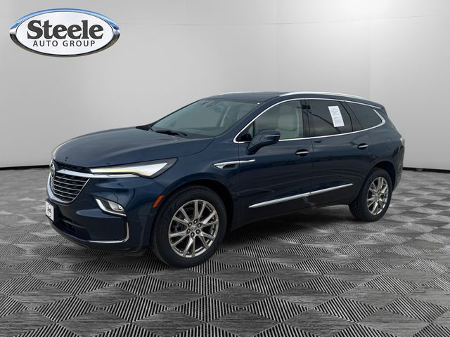 Used 2023 Buick Enclave Essence