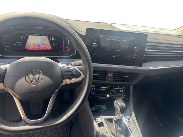 2026 Volkswagen Jetta SEL - Photo 10