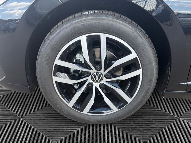2026 Volkswagen Jetta SE - Photo 14