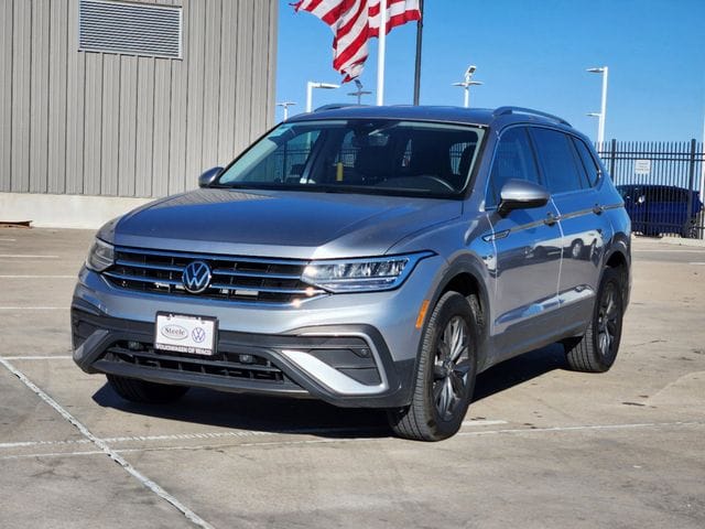 2024 Volkswagen Tiguan SE - Photo 2