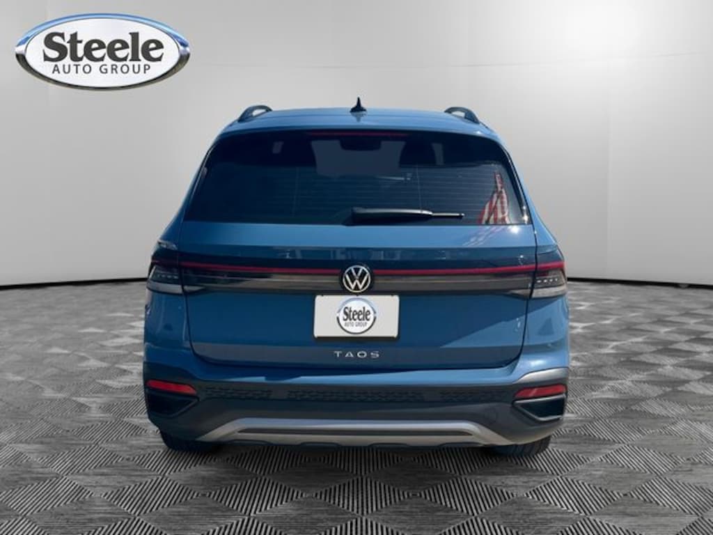 New 2026 Volkswagen Taos 1.5T S SUV