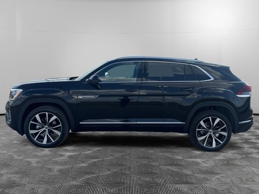 New 2026 Volkswagen Atlas Cross Sport SEL Premium R-Line SUV
