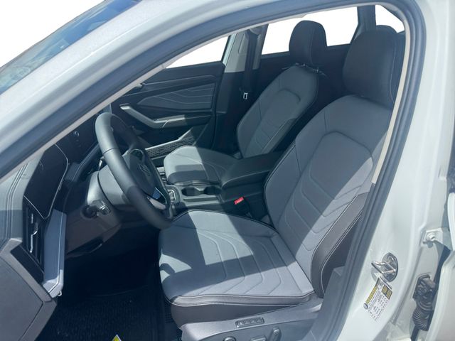2026 Volkswagen Jetta SEL - Photo 9