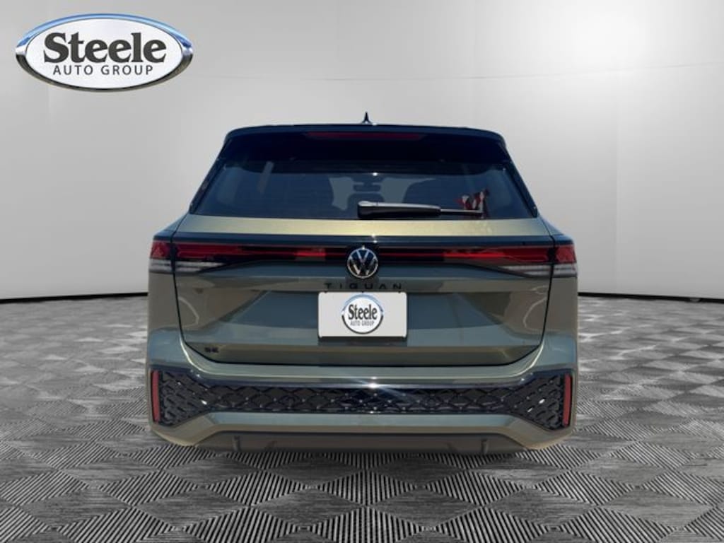 New 2026 Volkswagen Tiguan 2.0T SE R-Line Black SUV