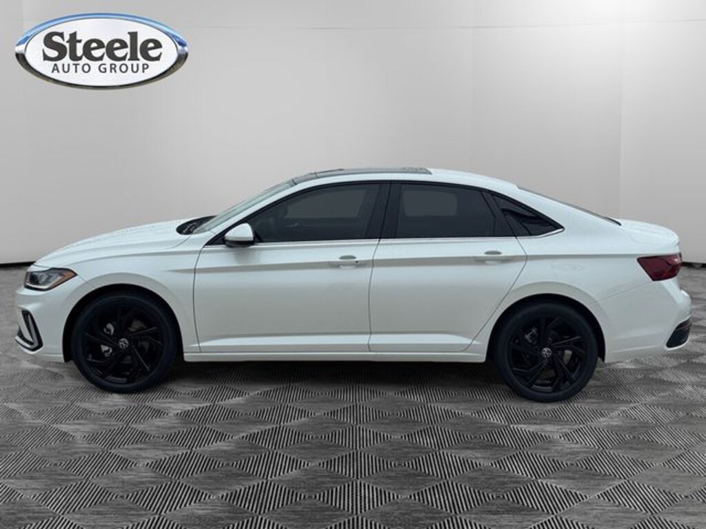 New 2026 Volkswagen Jetta 1.5T SE Sedan