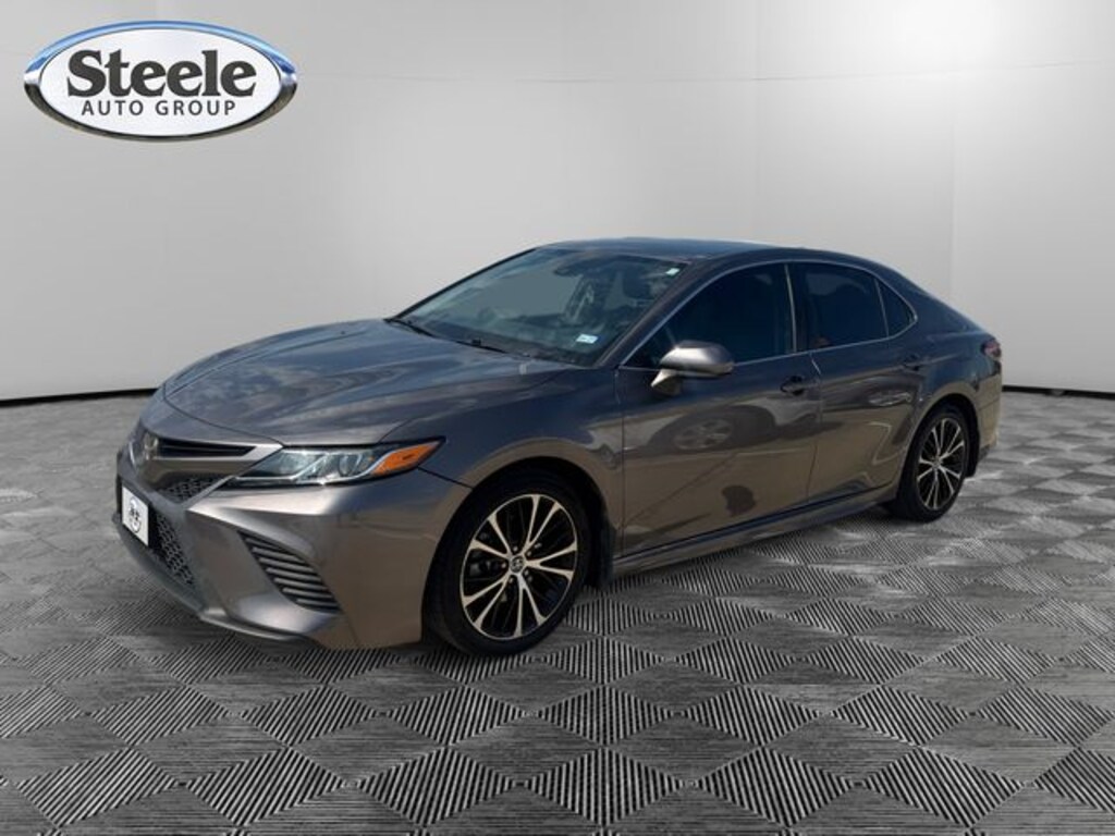 Used 2019 Toyota Camry LE Sedan