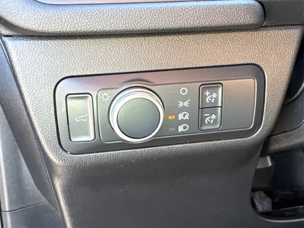 Thumbnail: 2021 Ford Escape - 33