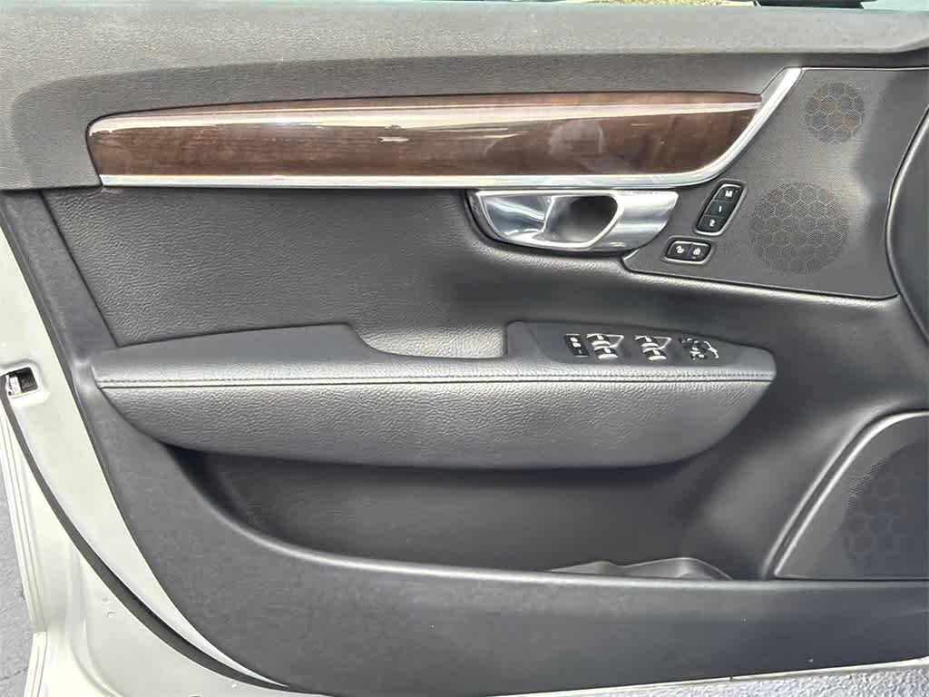 Thumbnail: 2018 Volvo S90 - 11