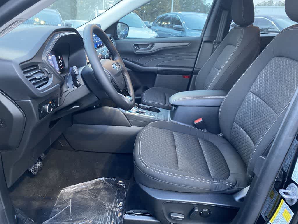 Thumbnail: 2023 Ford Escape - 12