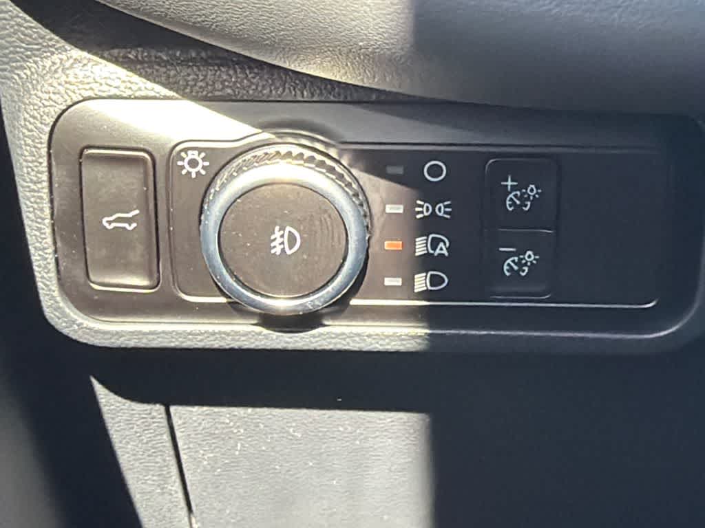 Thumbnail: 2026 Ford Explorer - 34