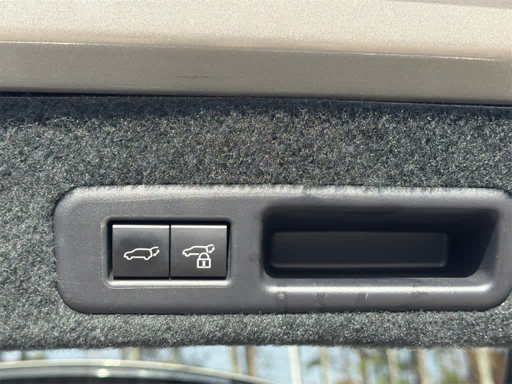 Thumbnail: 2022 Lexus RX - 17