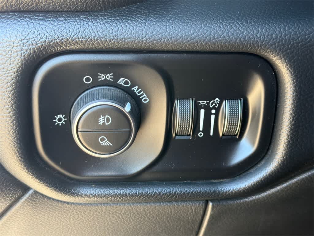 Thumbnail: 2019 RAM 2500 - 32