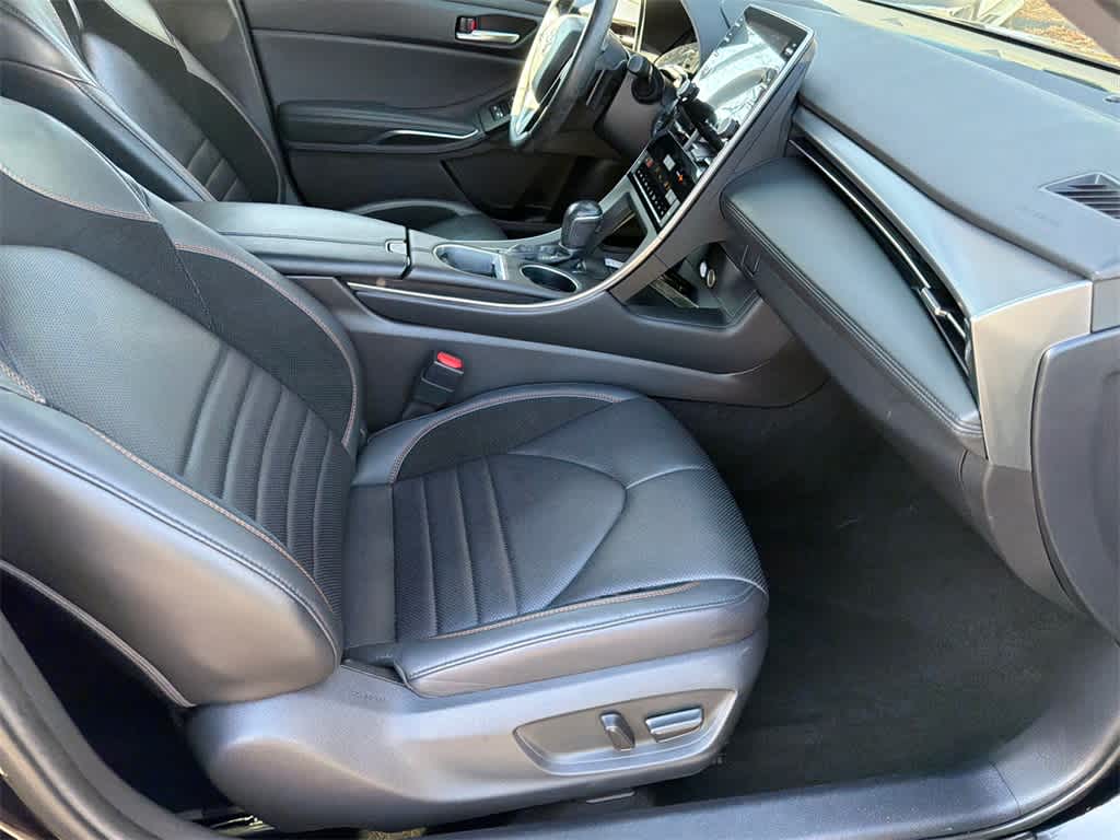 Thumbnail: 2021 Toyota Avalon - 12