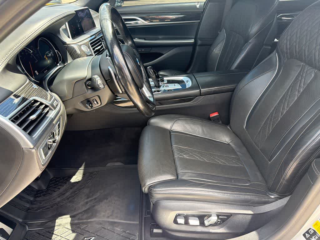 Thumbnail: 2019 BMW 7 Series - 10