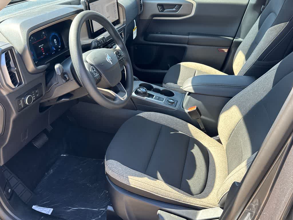 Thumbnail: 2025 Ford Bronco Sport - 10