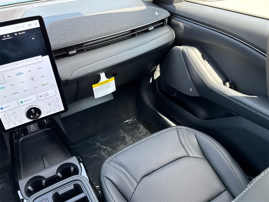 Thumbnail: 2025 Ford Mustang Mach-E - 21