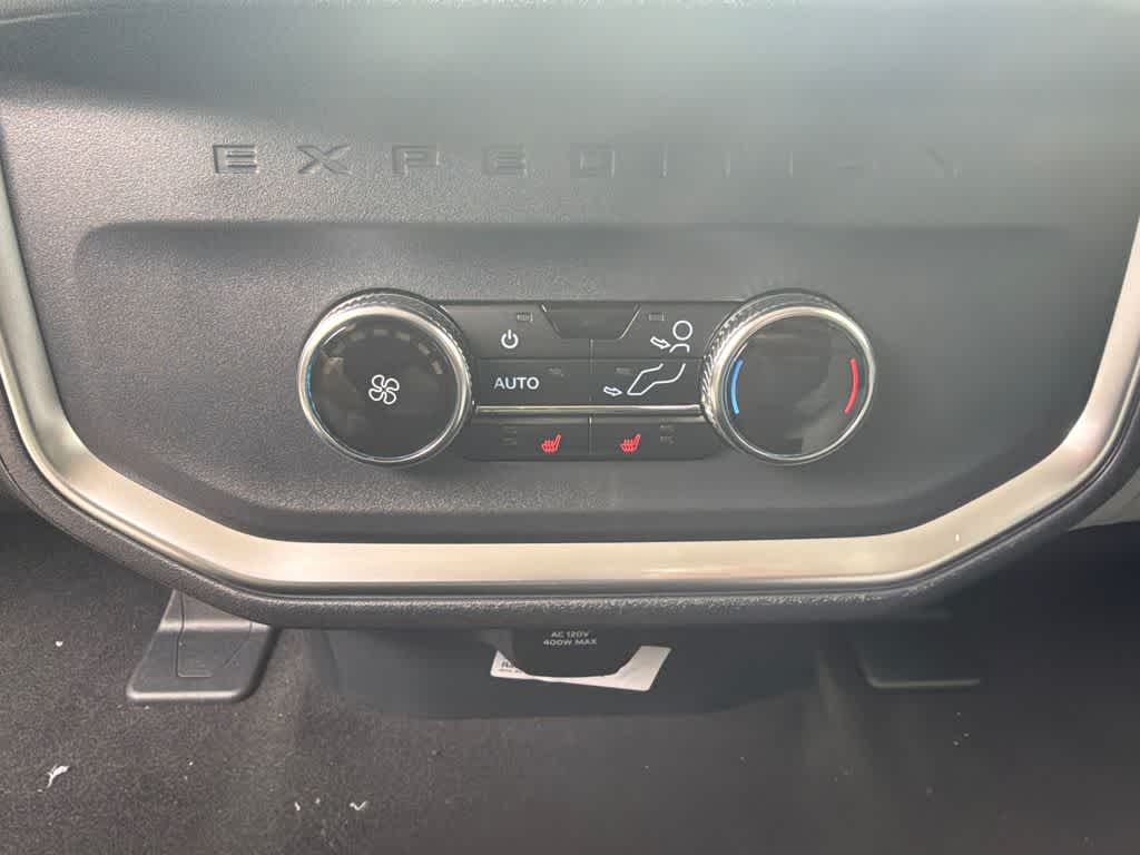 Thumbnail: 2026 Ford Expedition MAX - 21