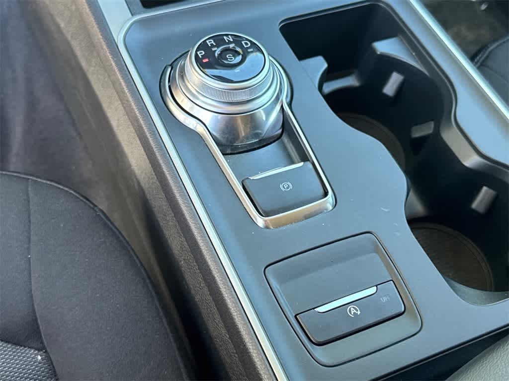 Thumbnail: 2024 Ford Edge - 28