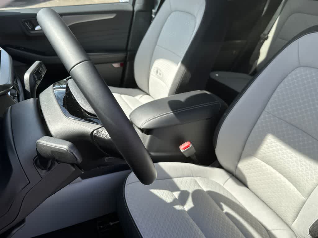 Thumbnail: 2025 Ford Escape - 12