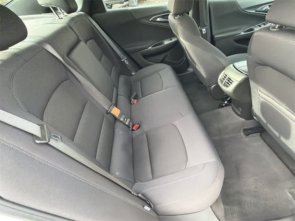 Thumbnail: 2023 Chevrolet Malibu - 14