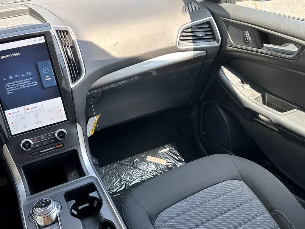 Thumbnail: 2024 Ford Edge - 21