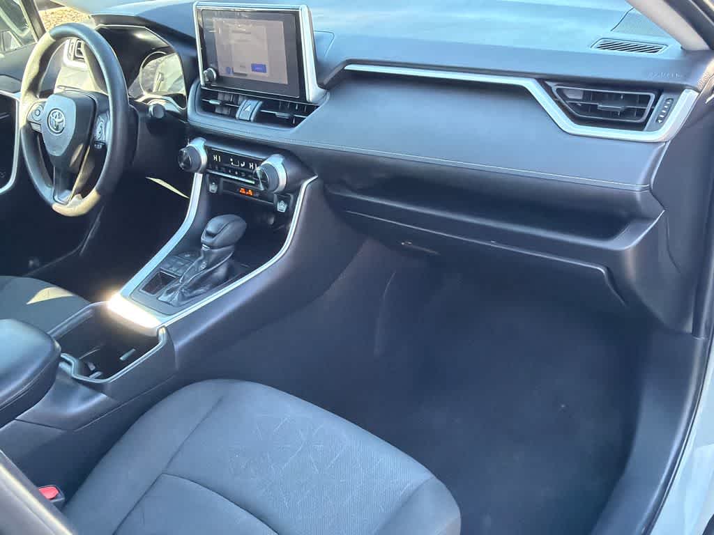 Thumbnail: 2023 Toyota RAV4 - 13