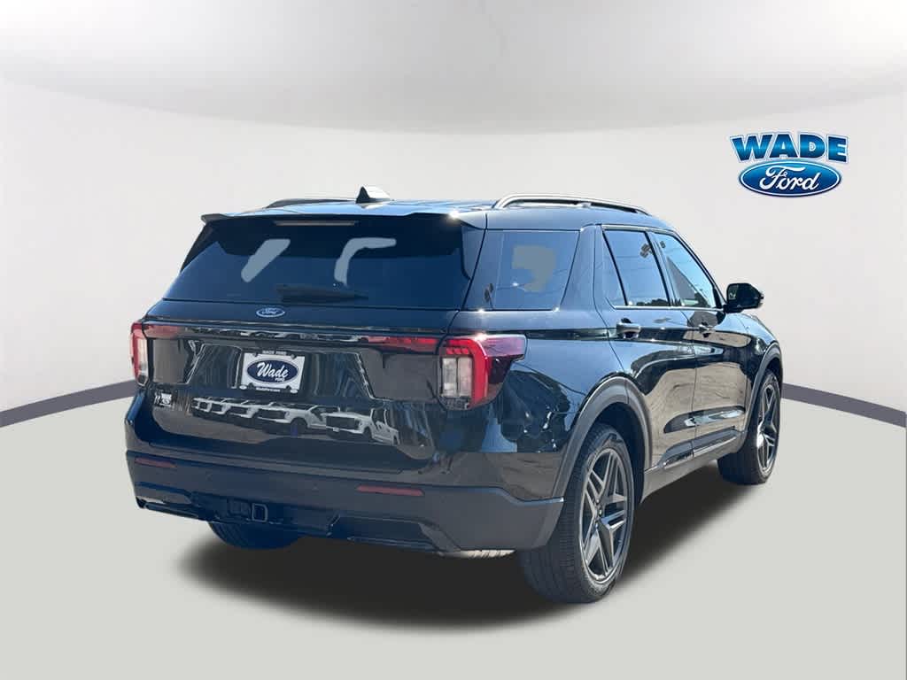 Thumbnail: 2026 Ford Explorer - 5
