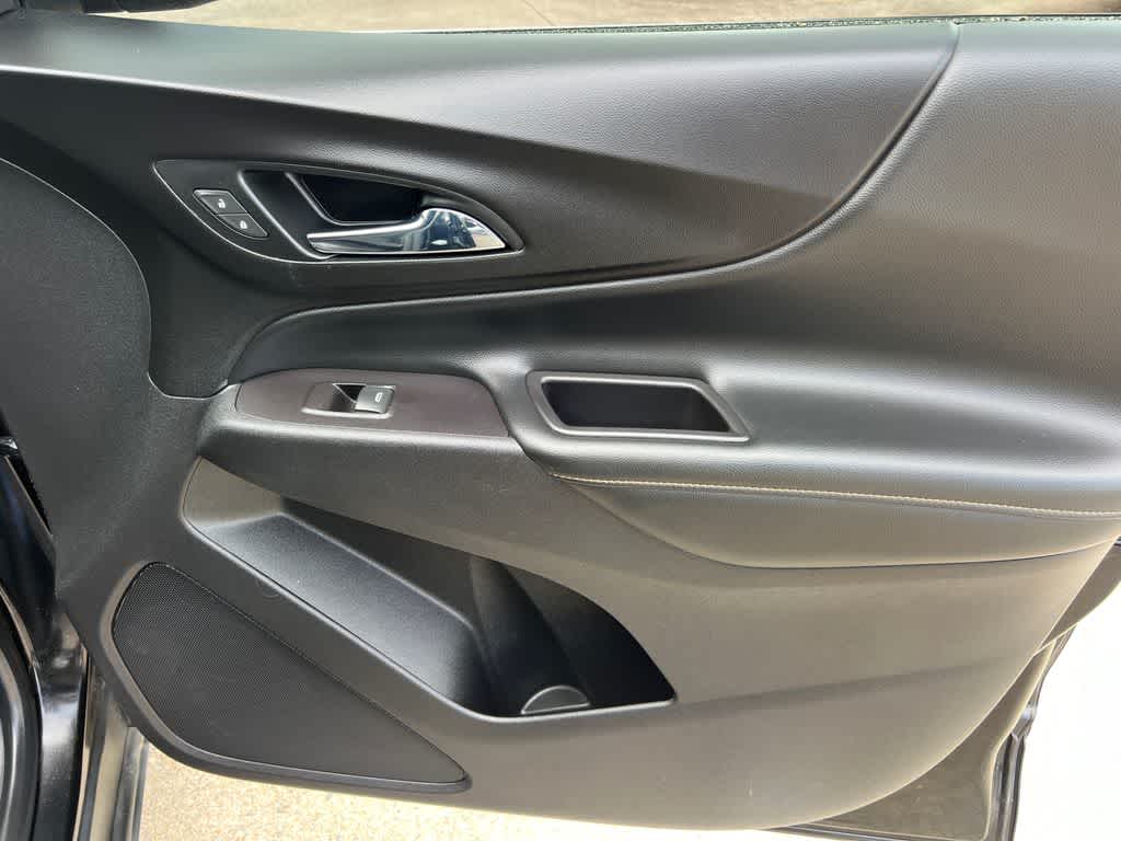 Thumbnail: 2020 Chevrolet Equinox - 14