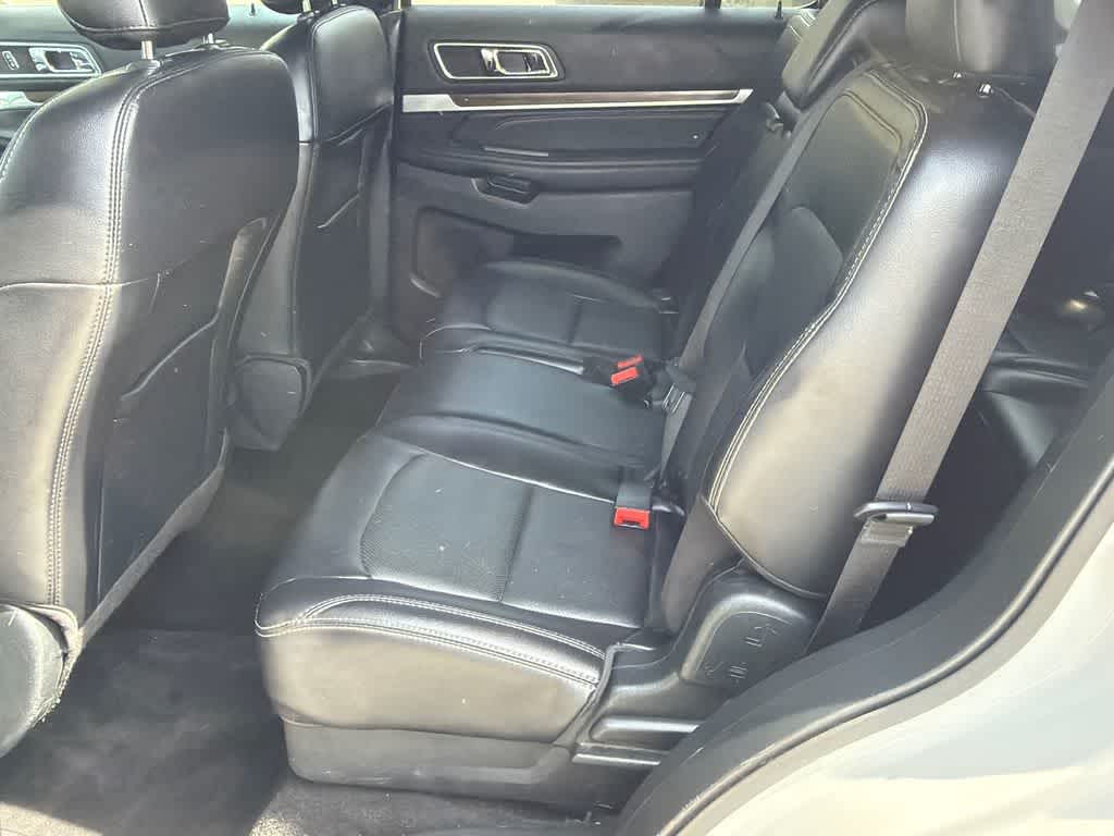 Thumbnail: 2019 Ford Explorer - 18