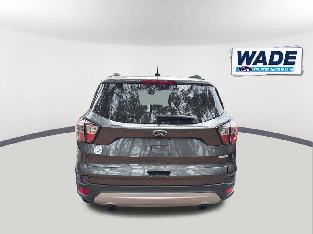 Thumbnail: 2017 Ford Escape - 5