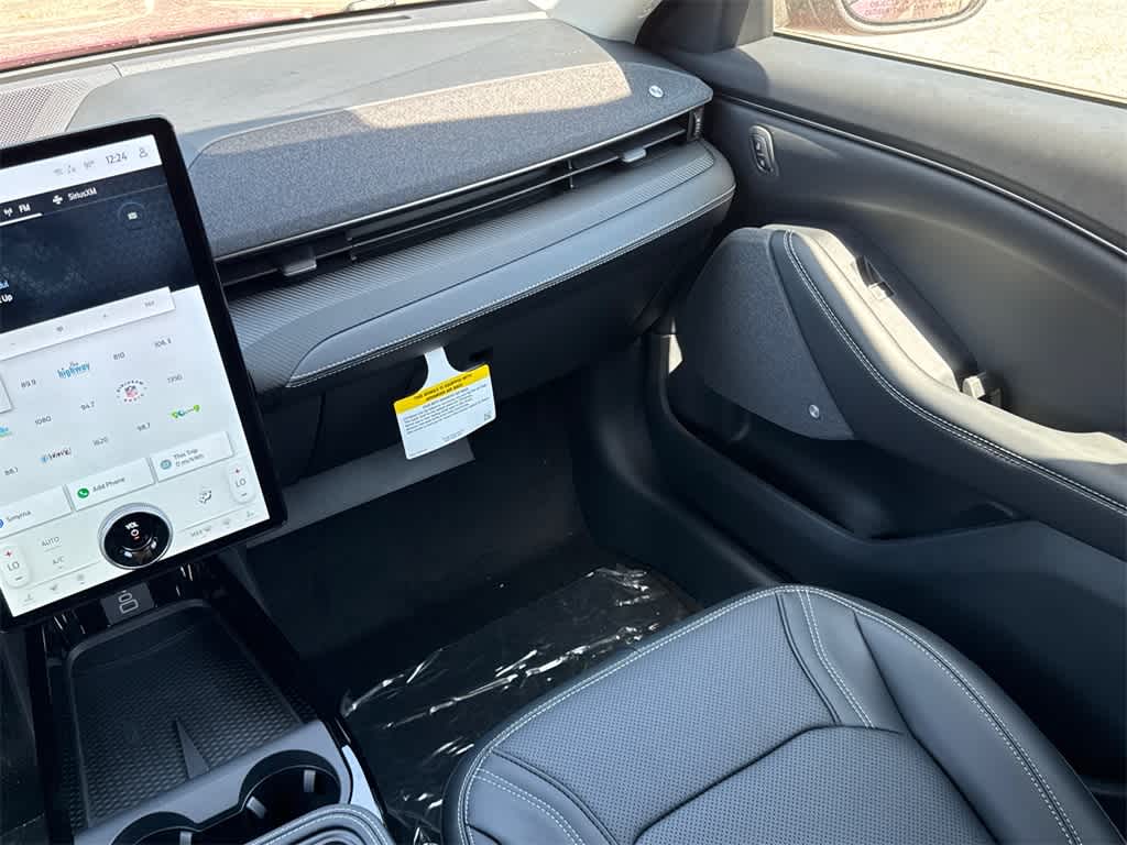 Thumbnail: 2025 Ford Mustang Mach-E - 21