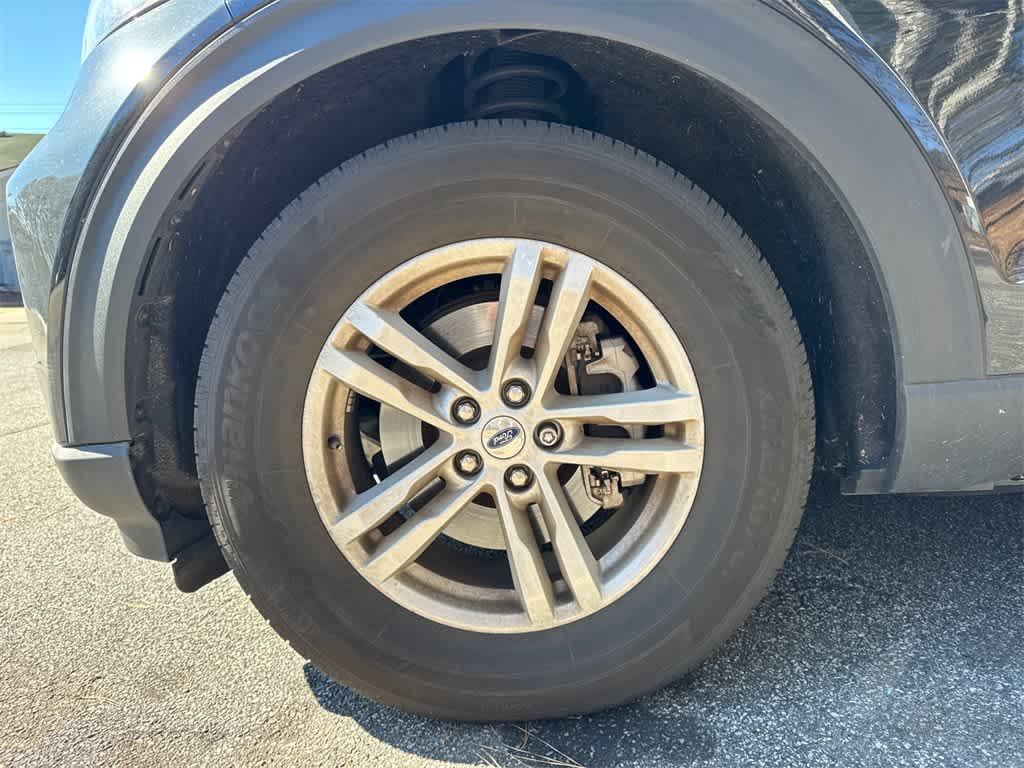 Thumbnail: 2023 Ford Explorer - 8