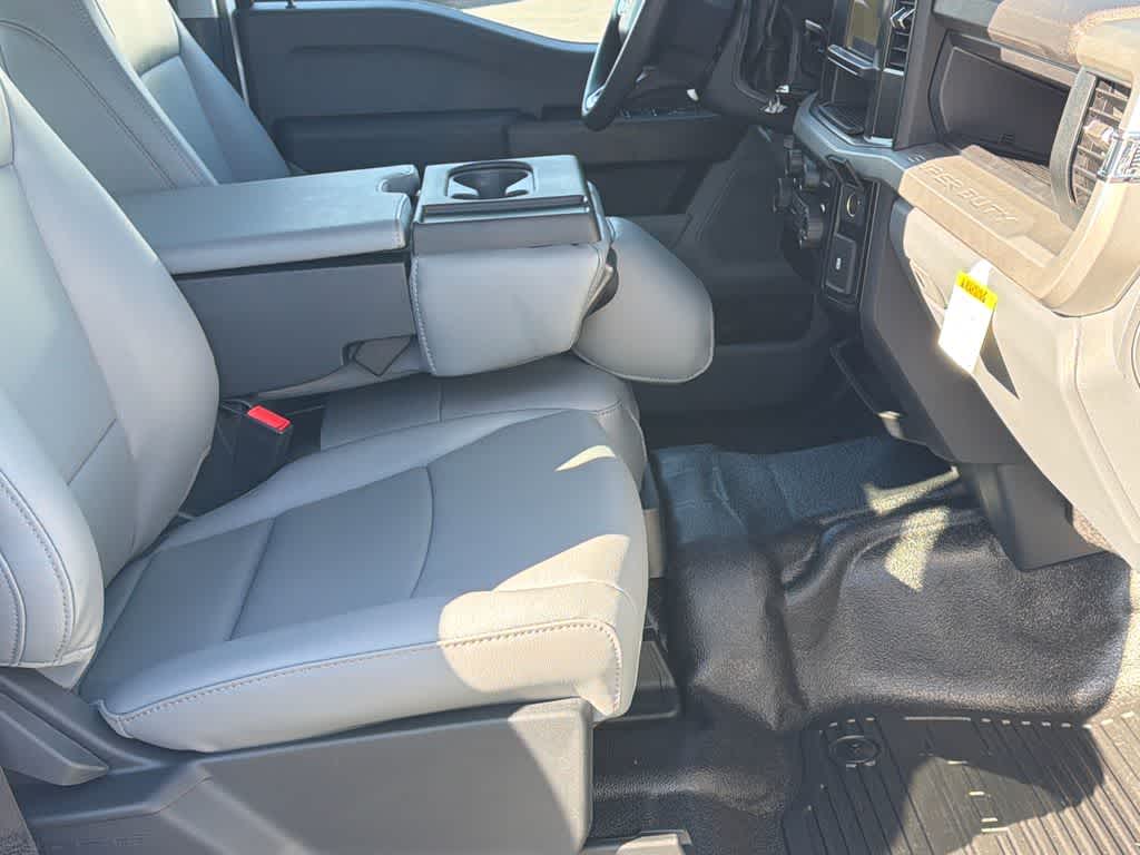 Thumbnail: 2026 Ford F-250 - 12