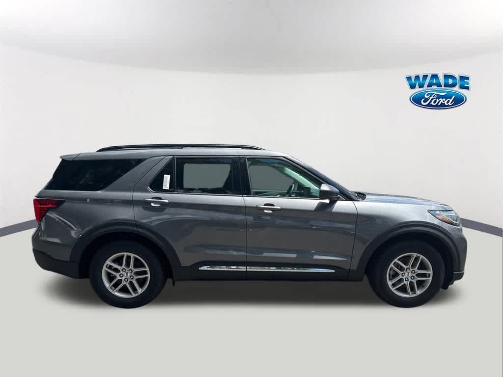 Thumbnail: 2025 Ford Explorer - 4