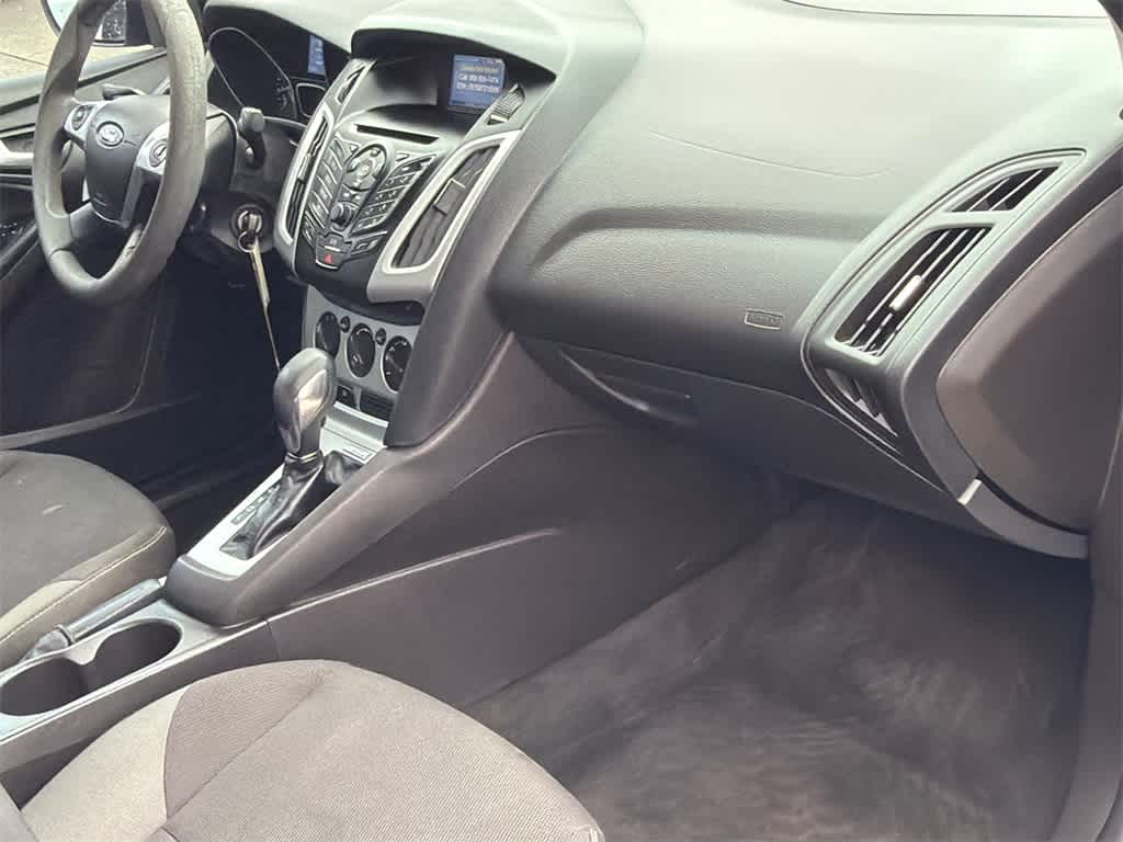 Thumbnail: 2013 Ford Focus - 13