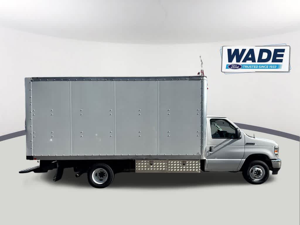 Thumbnail: 2023 Ford Econoline - 4