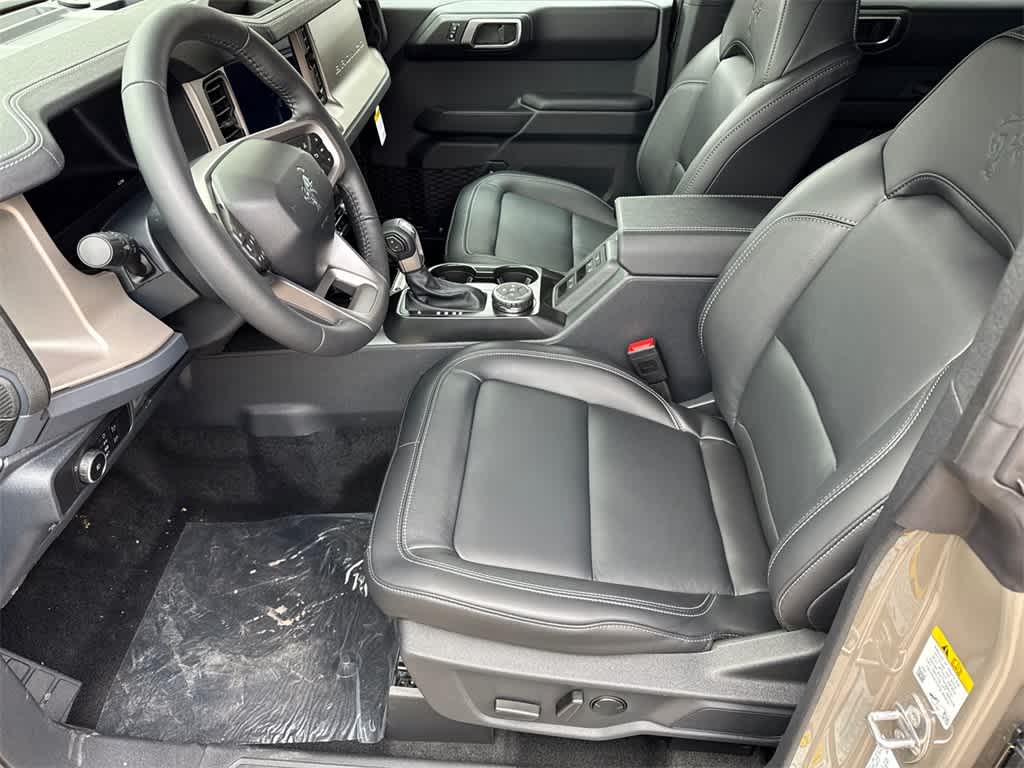 Thumbnail: 2025 Ford Bronco - 10