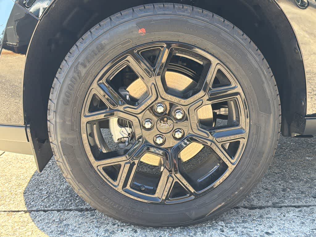 Thumbnail: 2026 Ford Maverick - 9