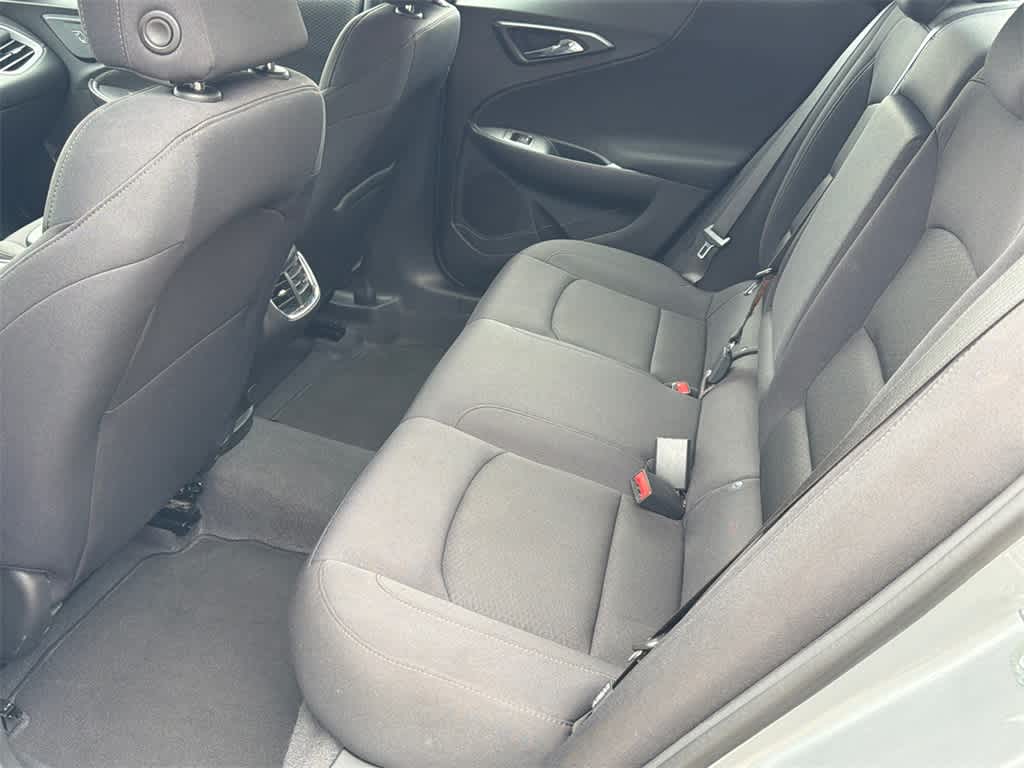 Thumbnail: 2023 Chevrolet Malibu - 17