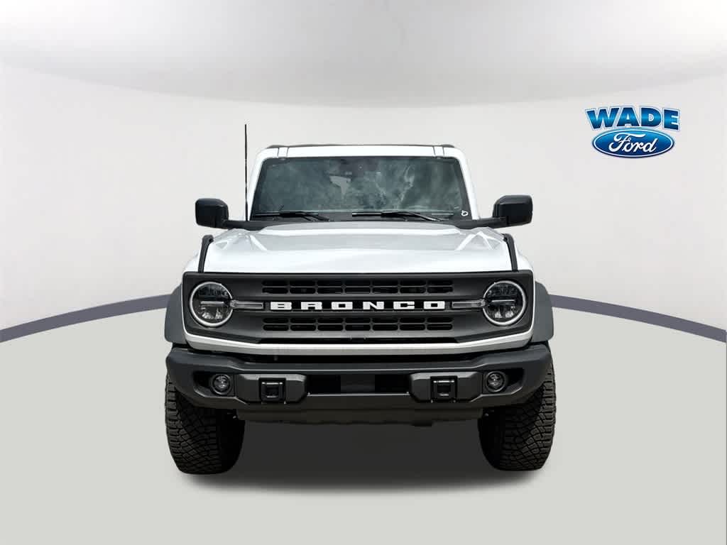 2024 Ford Bronco Black Diamond 2