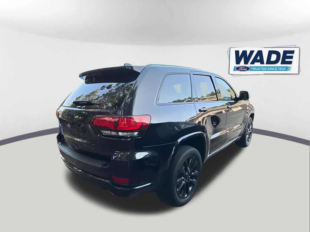 Thumbnail: 2020 Jeep Grand Cherokee - 3