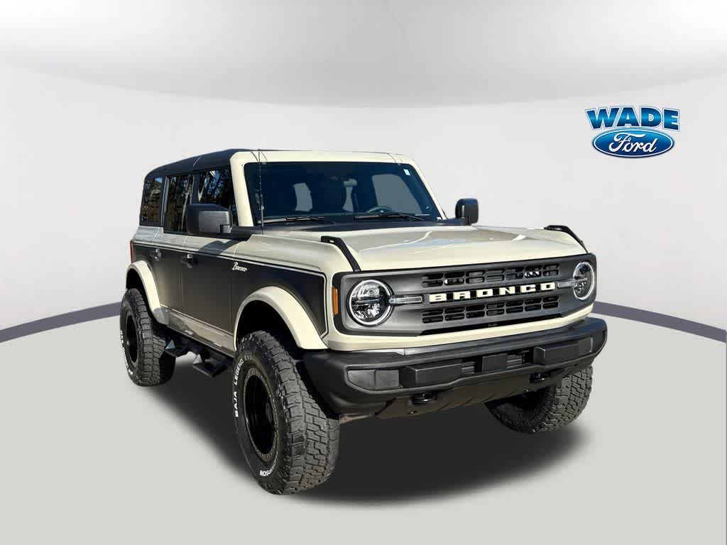 Thumbnail: 2025 Ford Bronco - 3