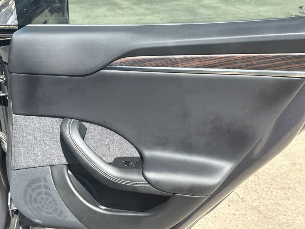 Thumbnail: 2021 Tesla Model S - 15