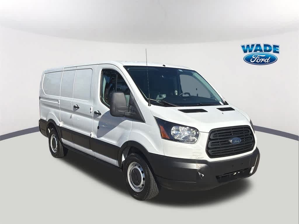 Thumbnail: 2019 Ford Transit Series - 3