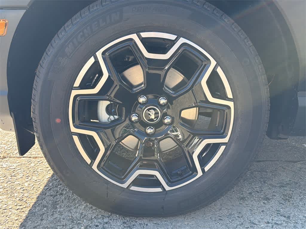 Thumbnail: 2025 Ford Bronco Sport - 9