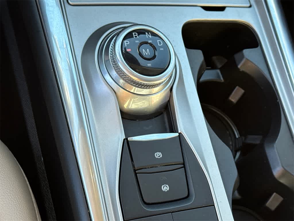 Thumbnail: 2021 Ford Explorer - 24